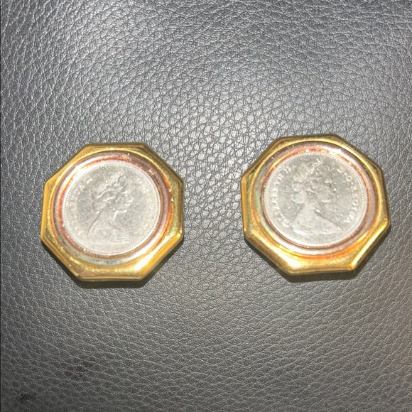 QUEEN ELIZABETH GENUINE COIN CLIP ON EARRINGS - Picture 4 of 6